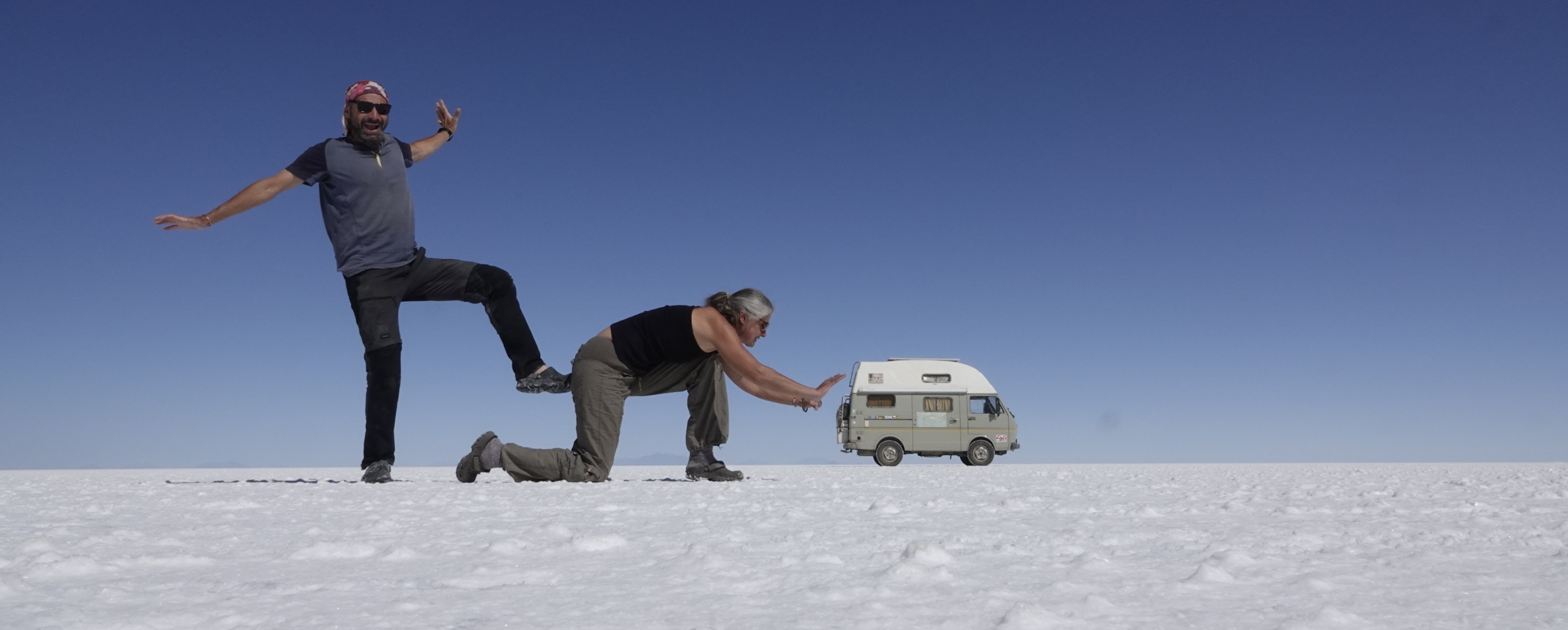 Oscar sur le salar d'Uyuni